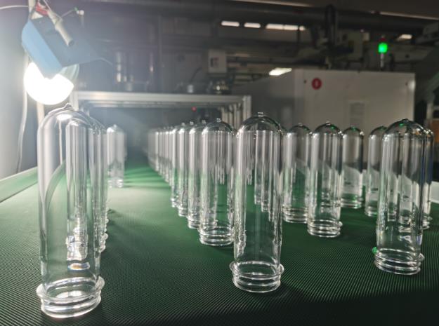Plastic Preform Mold